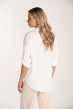 Load image into Gallery viewer, Frank Lyman 266517 Woven Top SS26
