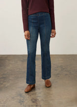 Load image into Gallery viewer, FDJ 2358669 Pull On Boot Leg FW26
