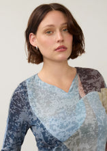 Load image into Gallery viewer, FDJ 3795844 Notch Neck Top FW26
