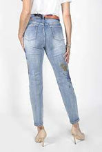 Load image into Gallery viewer, Frank Lyman - Printed Jeans - 231702
