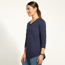 Load image into Gallery viewer, FDJ 3148476 VNECK TOP SS25
