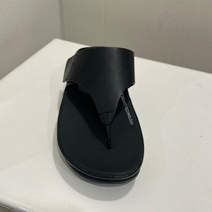 Fit Flop Shuv Adjustable Leather Toe Post Sandal FW23
