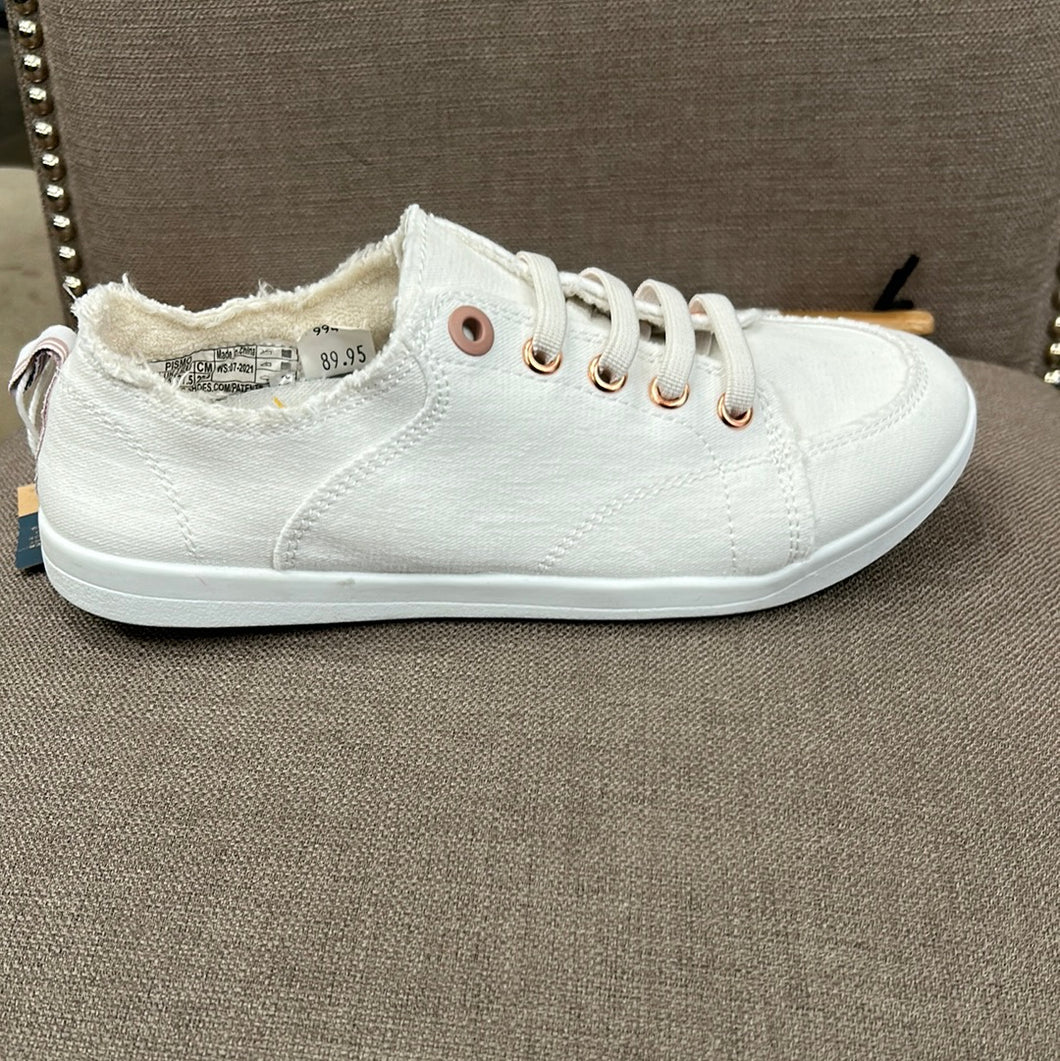 Vionic  Pismo Sneaker Stock Colours