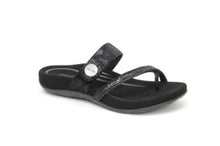 Load image into Gallery viewer, Aetrex Izzy Sandal SS26
