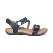 Load image into Gallery viewer, Aetrex Jess sandal SS26
