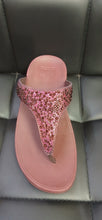 Load image into Gallery viewer, Fit Flop JE3 Lulu Crystal Toe-Post Sandal FW25 G
