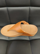 Load image into Gallery viewer, Fit Flop I88 LULU TOE POST Sandal SS25 A B C D
