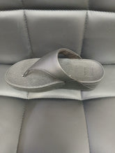 Load image into Gallery viewer, Fit Flop I88 LULU TOE POST Sandal SS25 A B C D
