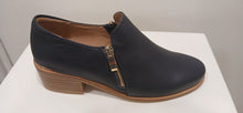 Load image into Gallery viewer, Tamara London Dartmouth Boot FW25 444 445
