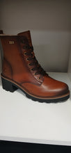 Load image into Gallery viewer, REMONTE D0A81 LACE UP WP BOOT GFW26 BOX 245/246
