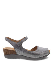 Load image into Gallery viewer, Dankso - Marcy Wedge Sandal
