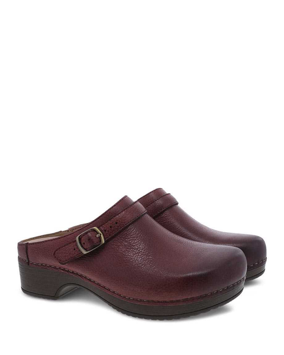 Dansko - 9421257800 - Berry Milled Burnished Mule