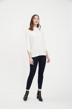 Load image into Gallery viewer, FDJ - 1361161 - 3/4 Sleeve Mock Neck Top
