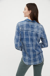 FDJ - 1749956 - Yarn Dye Snow Wash Indigo Shirt