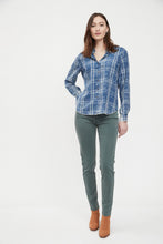 Load image into Gallery viewer, FDJ - 1749956 - Yarn Dye Snow Wash Indigo Shirt
