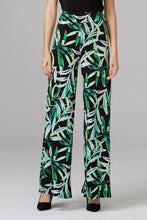 Load image into Gallery viewer, Pant Style 201484 - Elegant Steps
