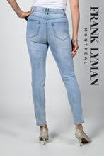 Load image into Gallery viewer, Frank Lyman 236638U Denim Pant
