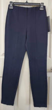 Load image into Gallery viewer, Pull-On Ankle - Inseam 28&quot; - Elegant Steps
