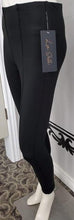 Load image into Gallery viewer, Pull-On Ankle - Inseam 28&quot; - Elegant Steps
