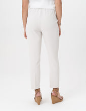 Load image into Gallery viewer, Renuar - Woven Pant - R10044
