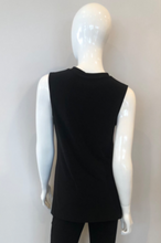 Load image into Gallery viewer, Frank Lyman - V-Neck Tank - 216093
