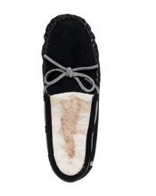 Load image into Gallery viewer, Emu - W10555 - Amity Sheepskin Moccasin Slippers
