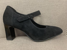Load image into Gallery viewer, Sammy Shoe - Elegant Steps
