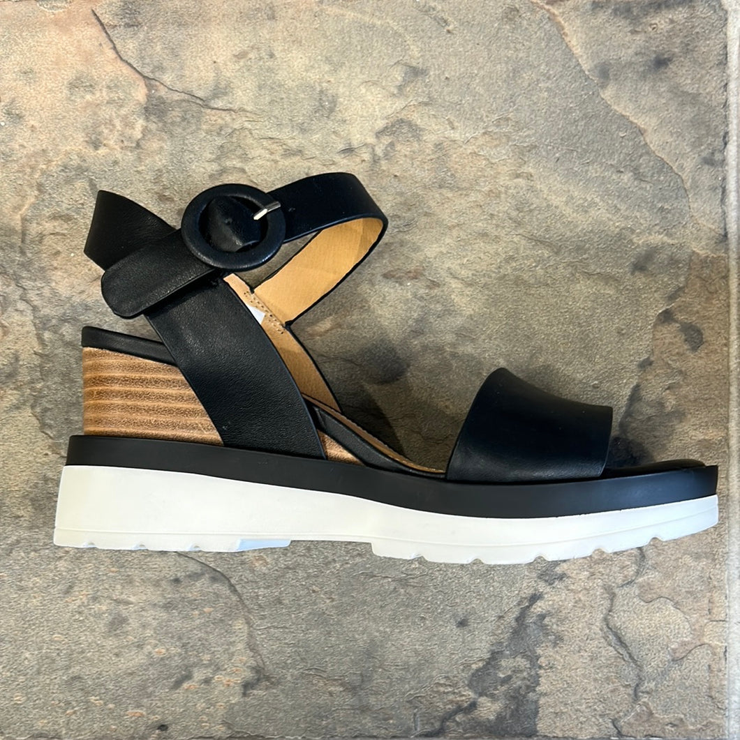 EOS - Jadon Sandal